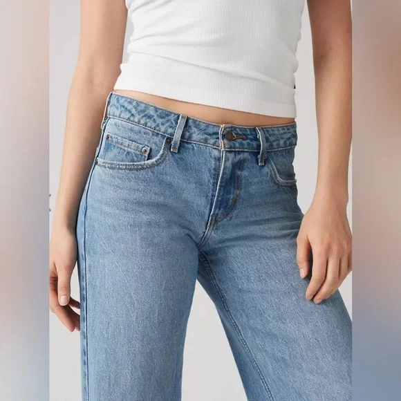 Levi’s Premium Low Loose Jeans •Woman’s 23 x 30 • Vintage Light Wash - Picture 3 of 11